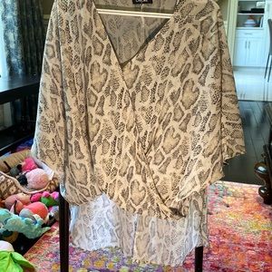 Chic me cross front top with longer back